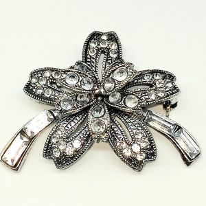 Floral Silvertone Brooch Rhinestones Vintage Jewelry Fashion Jewelry